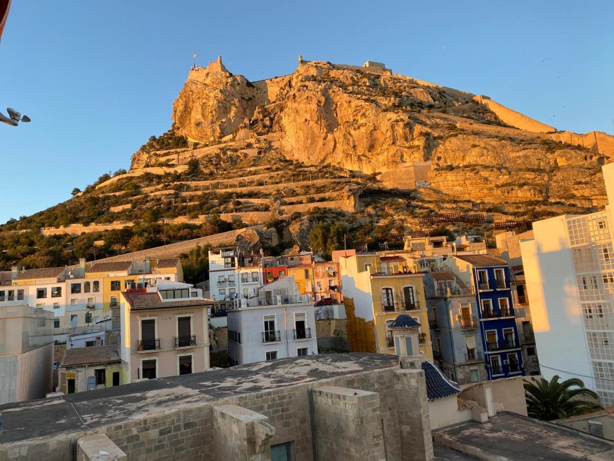 Apartamento primera linea de playa del Postiguet Alicante Exterior foto