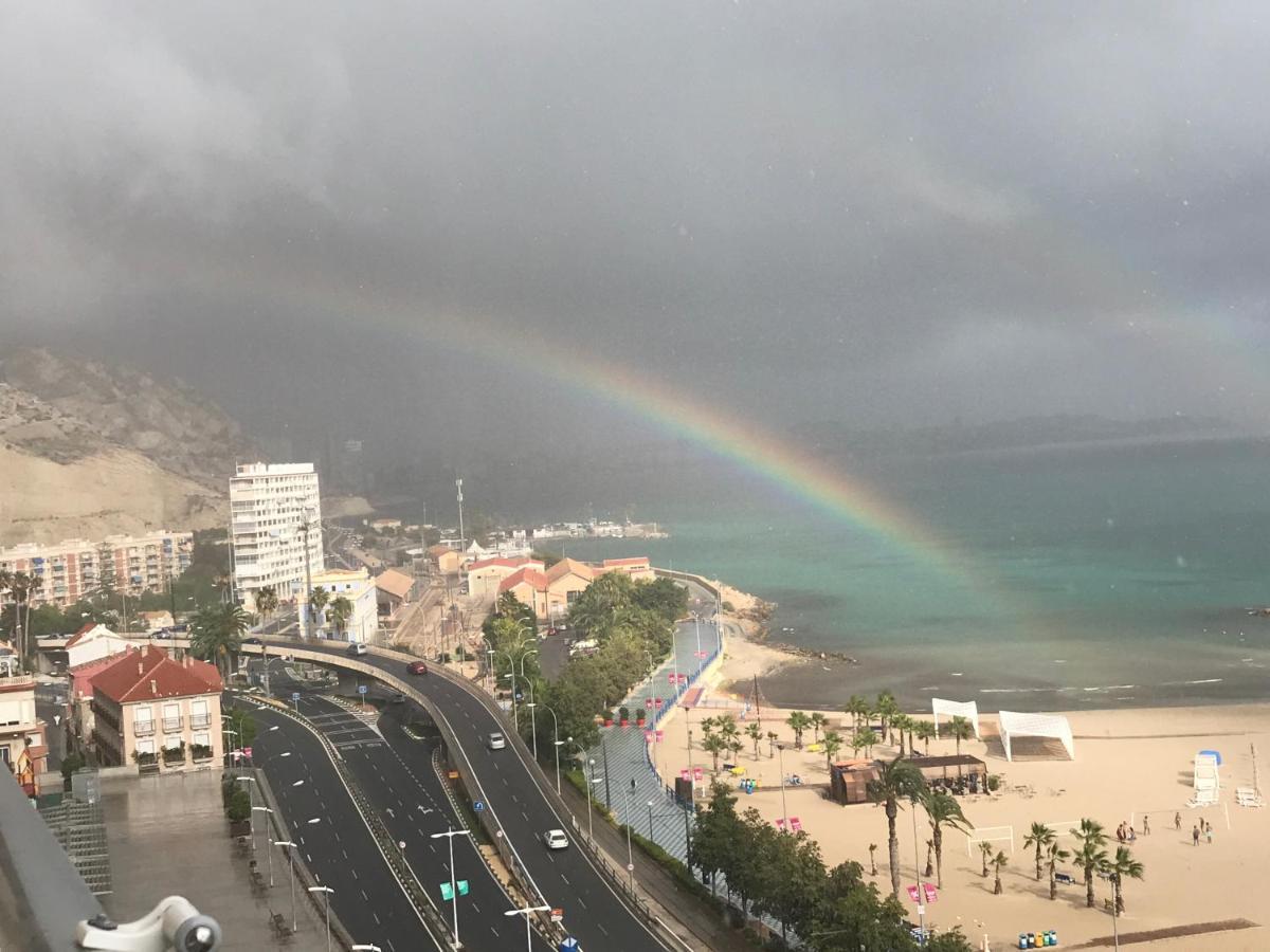 Apartamento primera linea de playa del Postiguet Alicante Exterior foto