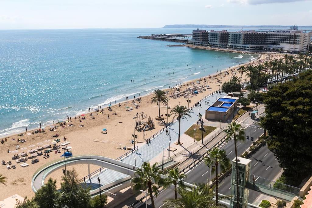 Apartamento primera linea de playa del Postiguet Alicante Exterior foto