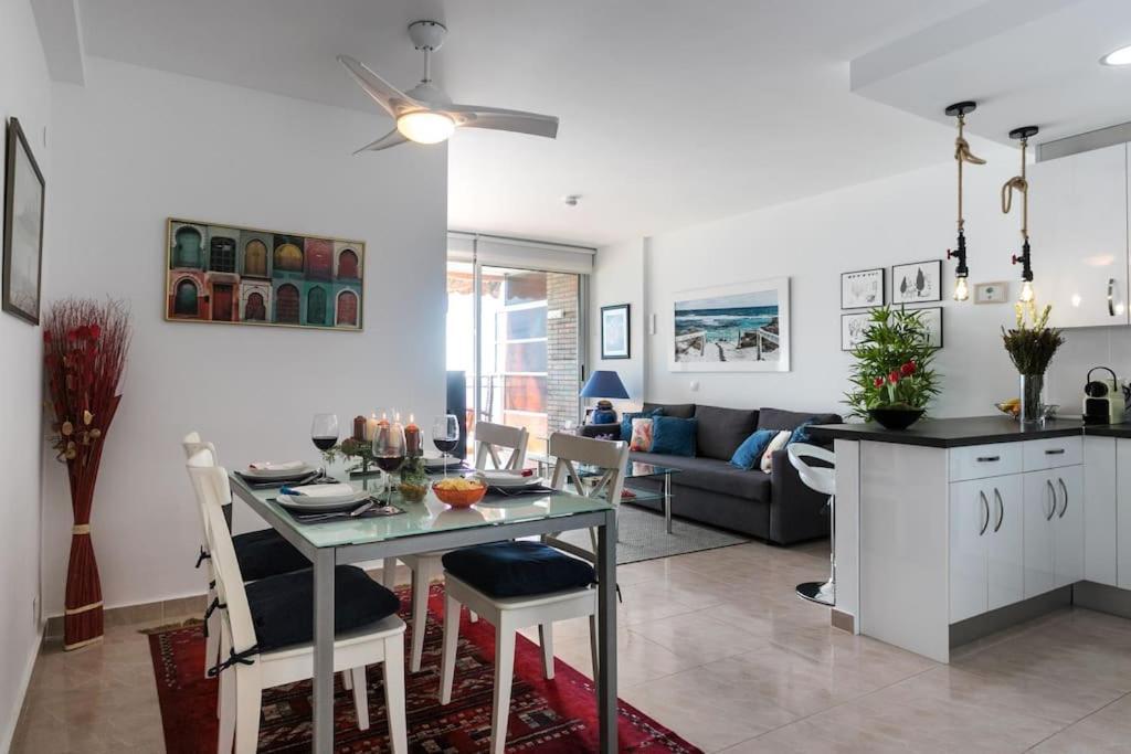 Apartamento primera linea de playa del Postiguet Alicante Exterior foto