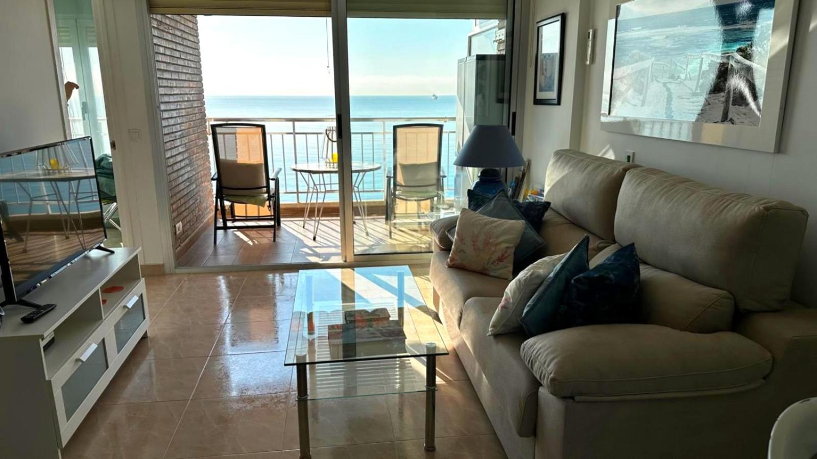 Apartamento primera linea de playa del Postiguet Alicante Exterior foto