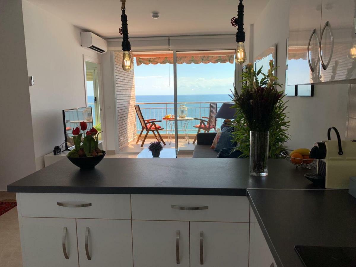 Apartamento primera linea de playa del Postiguet Alicante Exterior foto