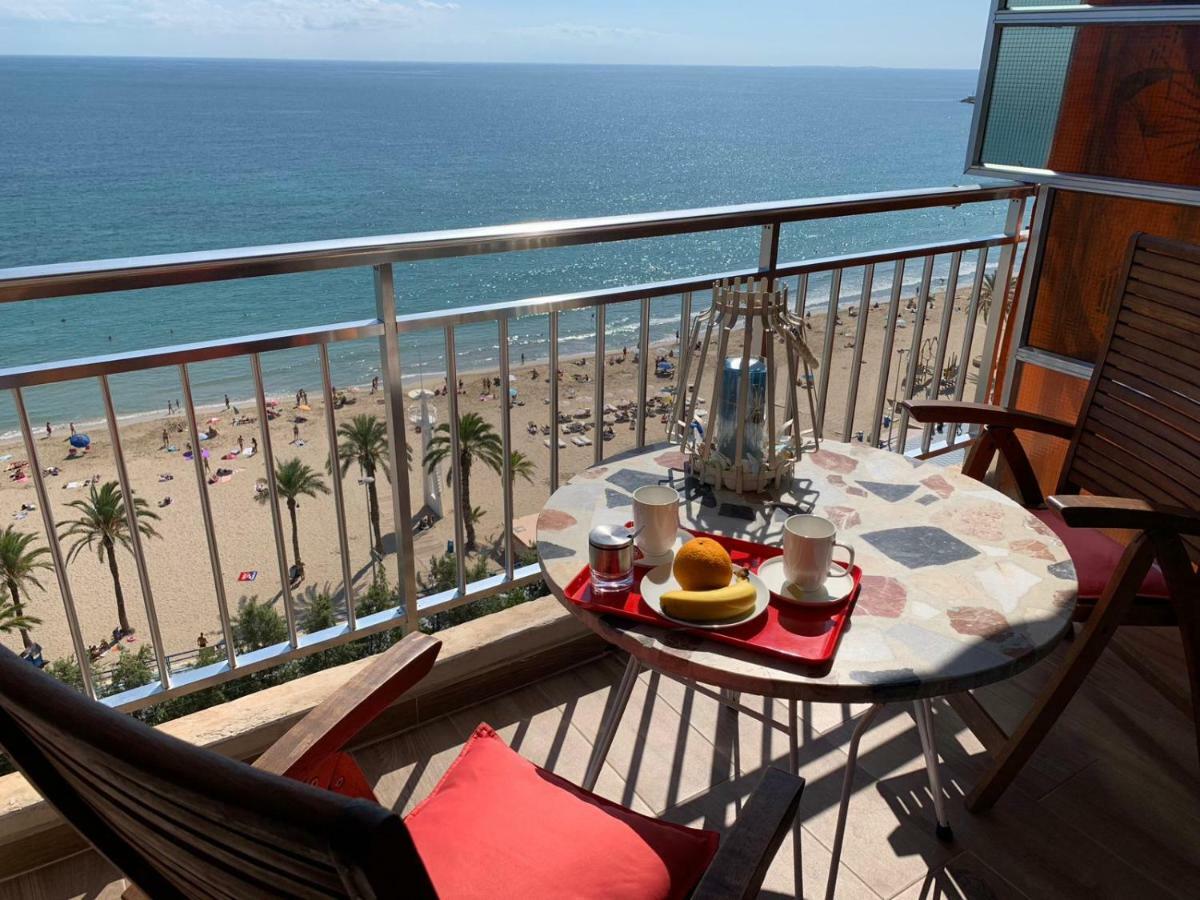 Apartamento primera linea de playa del Postiguet Alicante Exterior foto