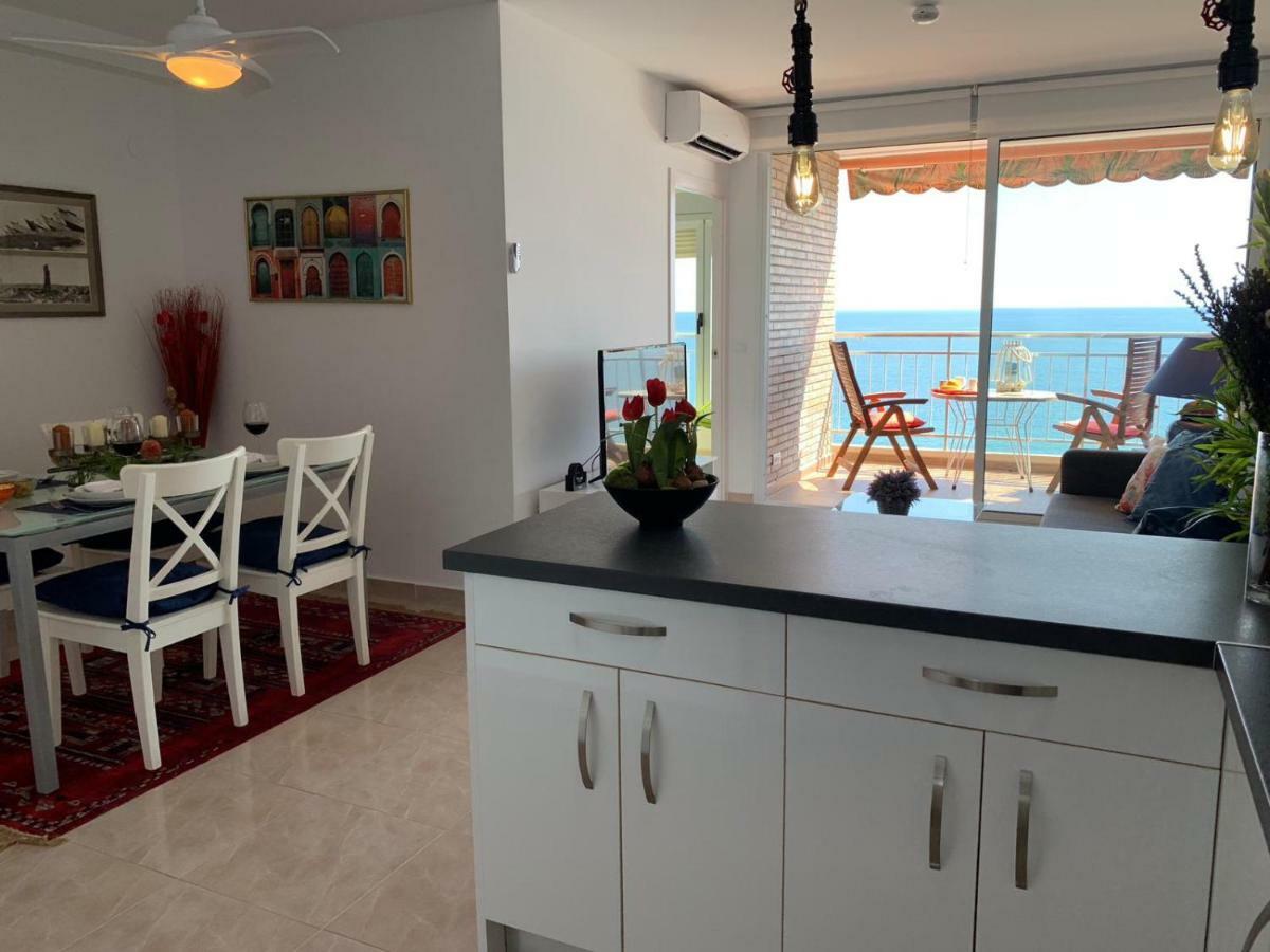 Apartamento primera linea de playa del Postiguet Alicante Exterior foto